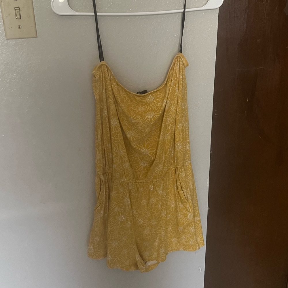 Forever 21 sleeveless romper